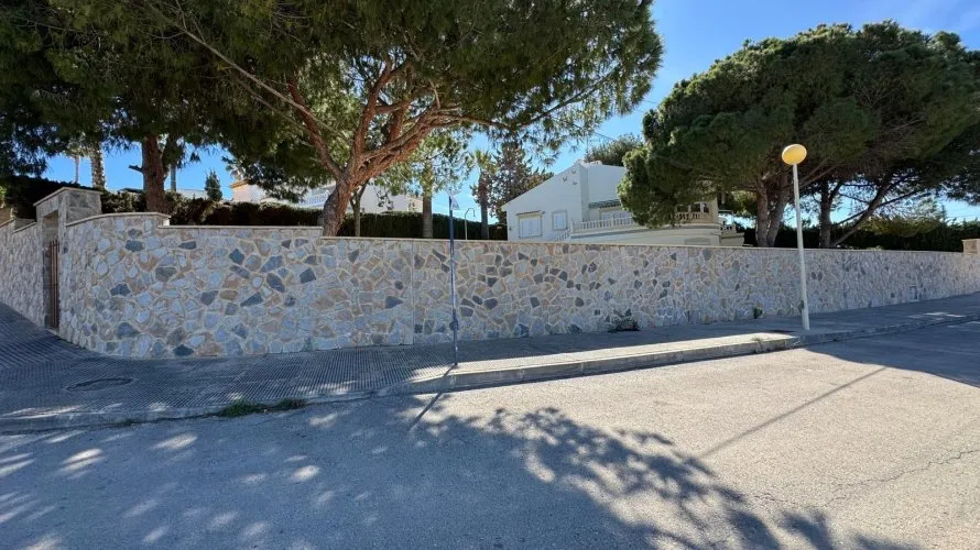 Villa de 3 dormitorios en Cabo Roig, Spain No. 30722