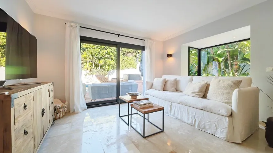 Villa de 4 dormitorios en Marbella, Spain No. 30549 № 4