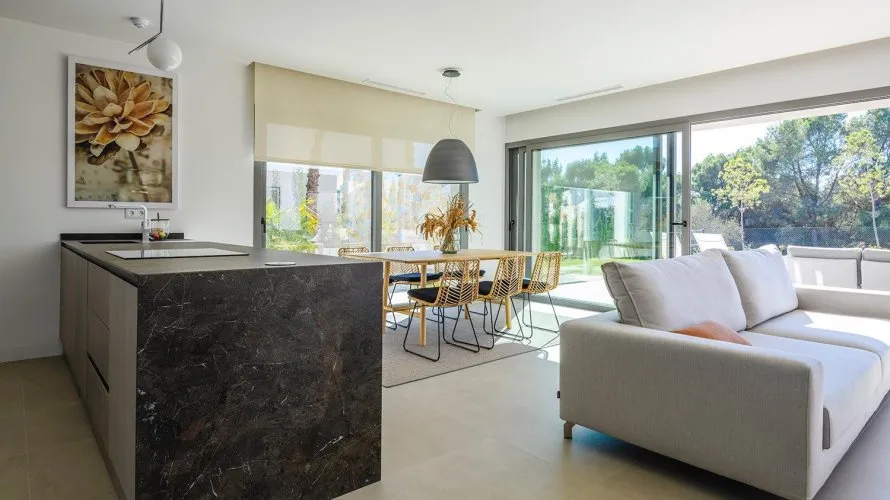 Villa de 134m² en San Miguel de Salinas, Spain No. 30973 № 22