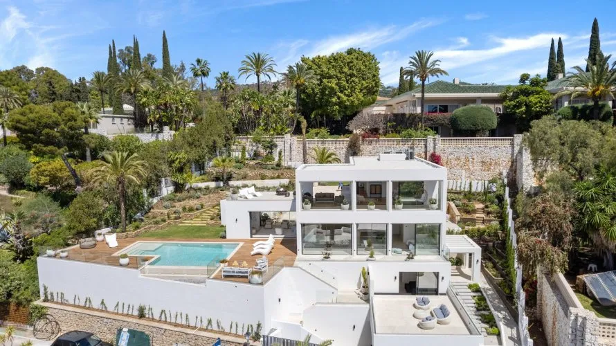 Villa de 4 dormitorios en Río Real, Spain No. 30497 № 17