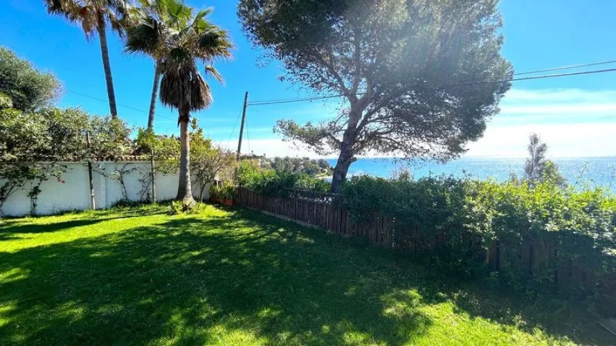 Villa de 4 dormitorios en Sotogrande, Spain No. 30760 № 12