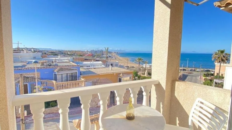 Bungalow de en La Mata, Spain No. 31204 № 22