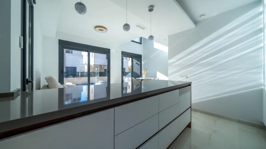 Сasa de 3 dormitorios en La Zenia, Spain No. 30704 № 10