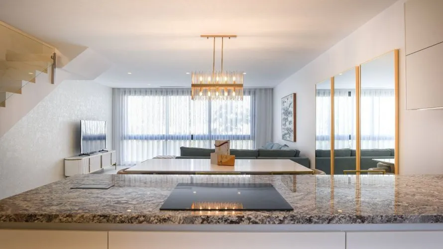 Casa adosada de 4 dormitorios en Marbella, Spain No. 30593 № 1