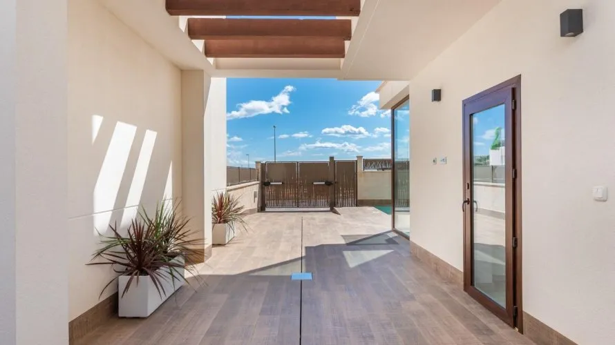 Villa de 3 dormitorios en La Herrada, Spain No. 30672 № 5