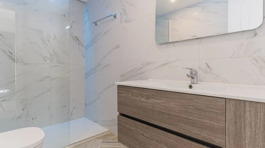 Casa adosada de 3 dormitorios en Estepona, Spain No. 30756 № 17