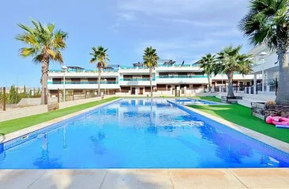 Bungalow de 3 dormitorios en Torrevieja, Spain No. 31178