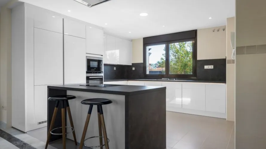 Villa de 3 dormitorios en Estepona, Spain No. 30503 № 19