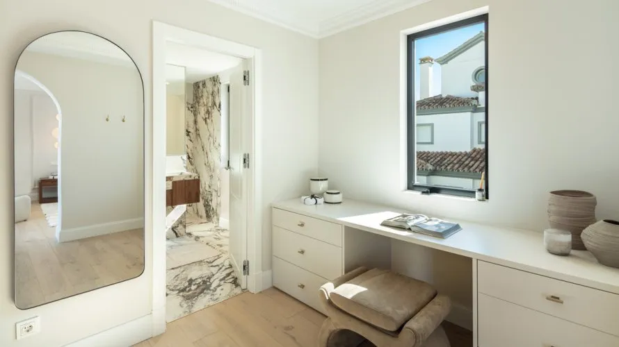 Villa de 5 dormitorios en Nueva Andalucía, Spain No. 30592 № 16