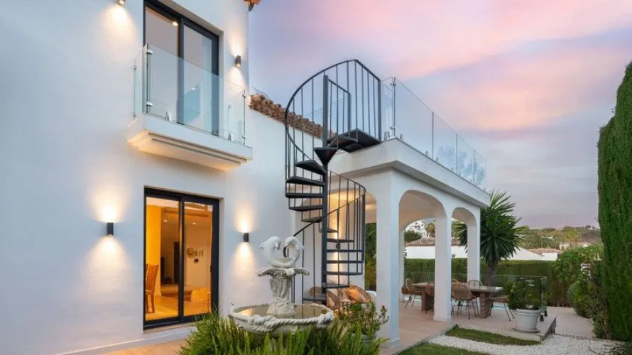 Villa de 4 dormitorios en Nueva Andalucía, Spain No. 30622 № 3