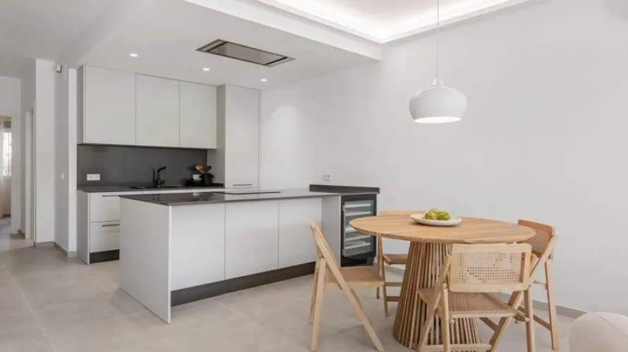 Casa adosada de 3 dormitorios en Nueva Andalucía, Spain No. 31181 № 1