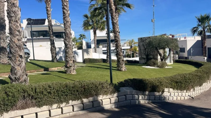 Villa de 3 dormitorios en San Miguel de Salinas, Spain No. 30985 № 23