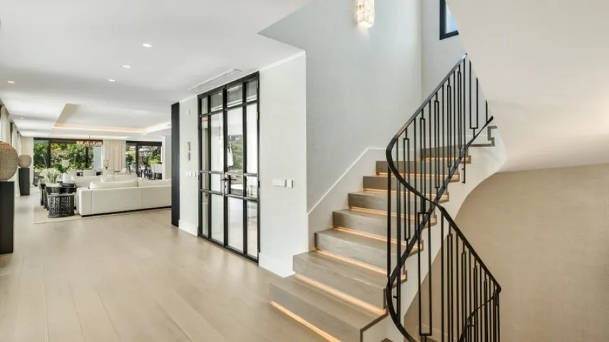 Сasa de 5 dormitorios en Nueva Andalucía, Spain No. 31061 № 14