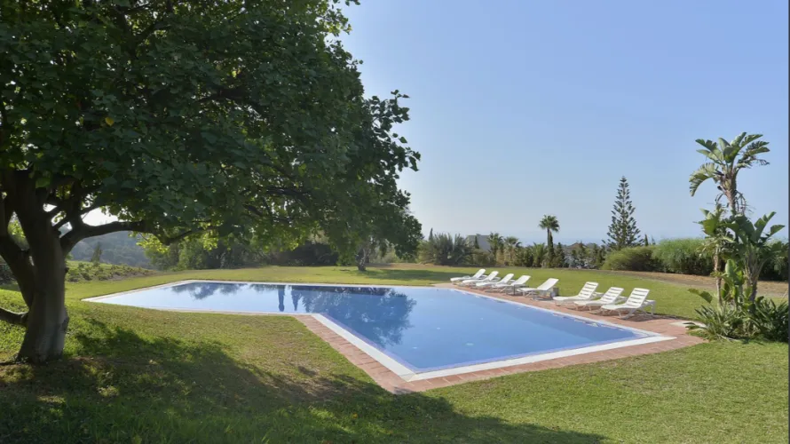 Villa de 6 dormitorios en Marbella, Spain No. 31129 № 4