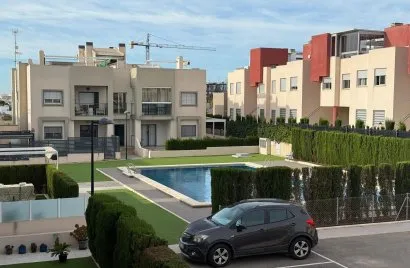 Bungalow de 63m² en Torrevieja, Spain No. 31218