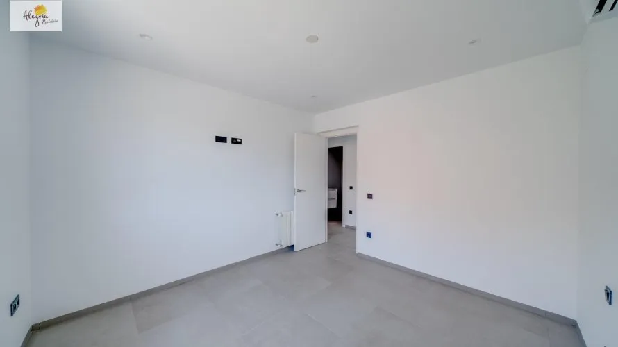 Villa de 5 dormitorios en Calpe, Spain No. 30901 № 16