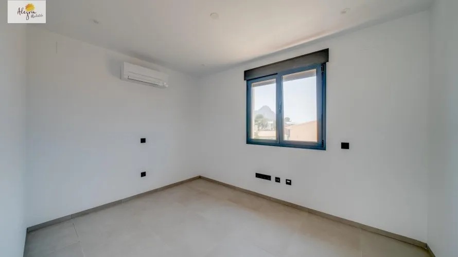 Villa de 5 dormitorios en Calpe, Spain No. 30901 № 27