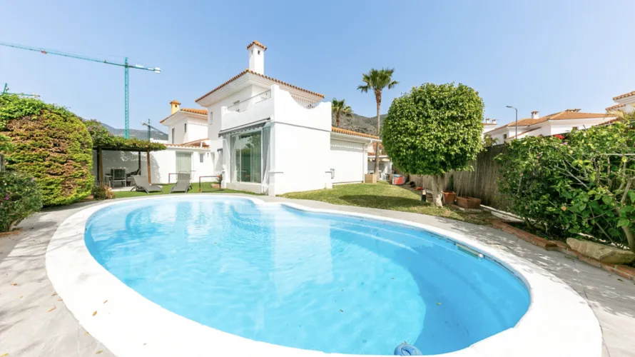 Сasa de 4 dormitorios en Fuengirola, Spain No. 31184 № 4