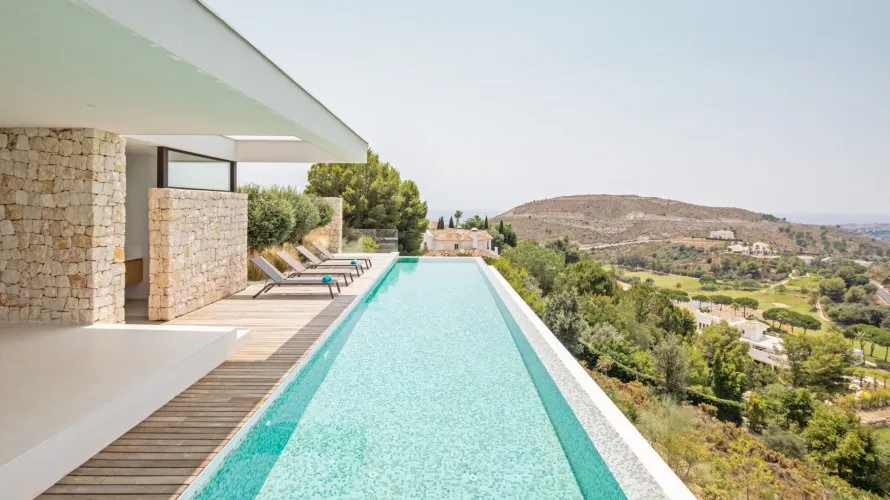 Villa de 4 dormitorios en Benahavís, Spain No. 30487 № 11