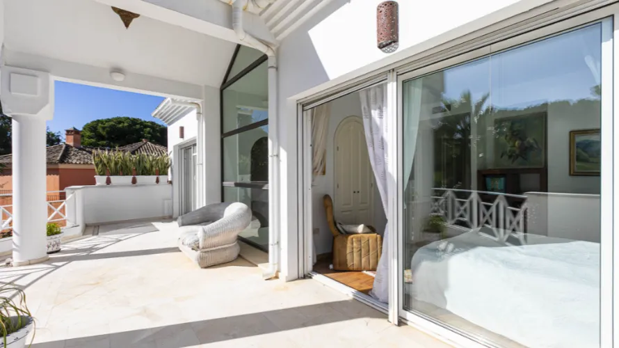 Villa de 4 dormitorios en Marbella, Spain No. 31131 № 9