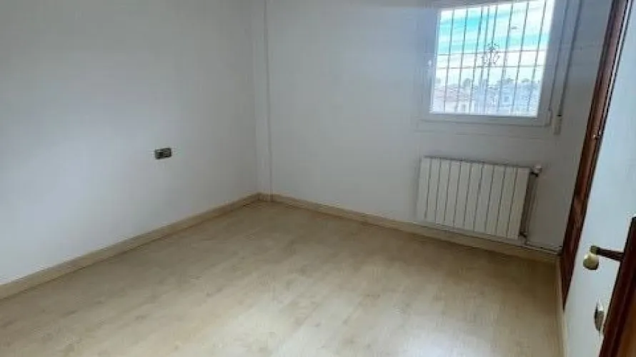 Villa de 4 dormitorios en Alicante, Spain No. 30946 № 23