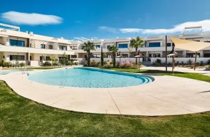 Bungalow de 2 dormitorios en La Veleta, Spain No. 31263