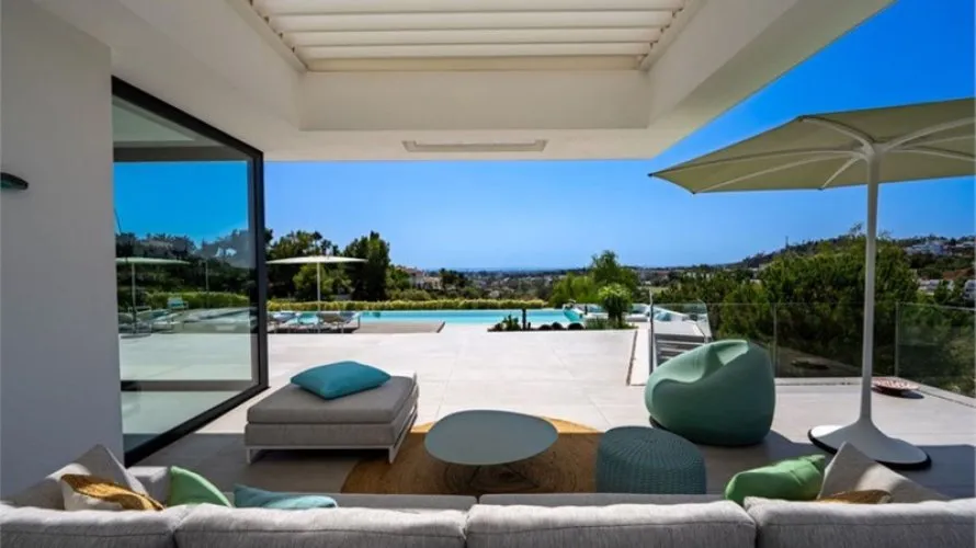 Villa de 6 dormitorios en La Quinta, Spain No. 30758 № 4