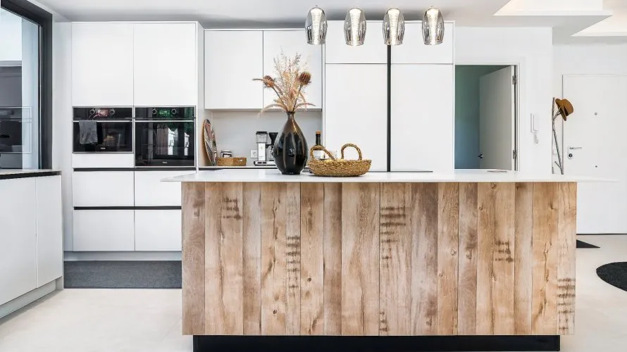 Casa adosada de 4 dormitorios en Cortes (San Pedro De Alcantara), Spain No. 30495 № 12