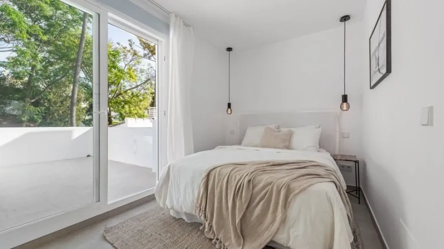 Casa adosada de 3 dormitorios en Nueva Andalucía, Spain No. 31181 № 11