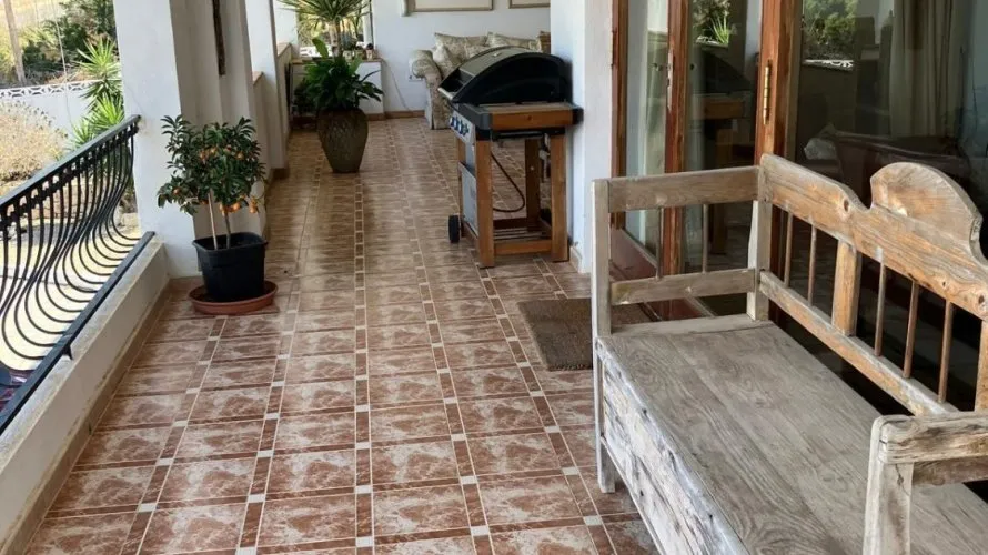 Villa de 4 dormitorios en Albir, Spain No. 30982 № 26