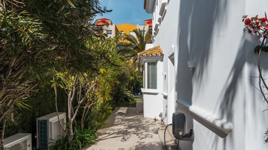 Сasa de 4 dormitorios en Estepona, Spain No. 31037 № 10