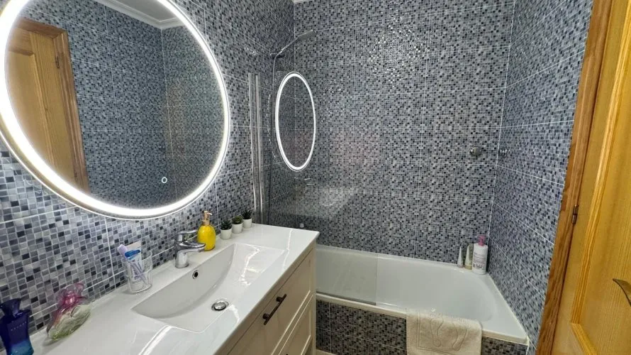 Сasa de 3 dormitorios en Campoamor, Spain No. 31027