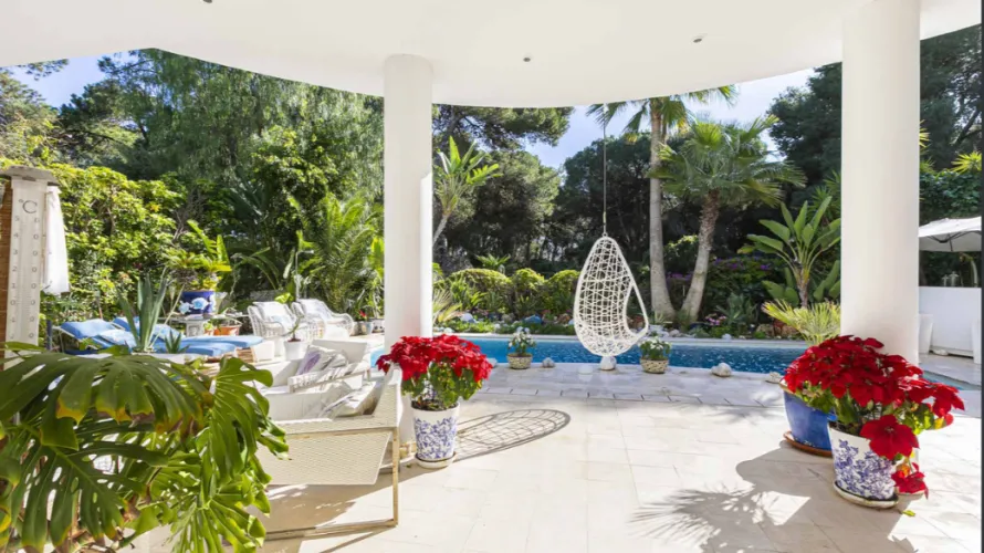 Villa de 4 dormitorios en Marbella, Spain No. 31131 № 18
