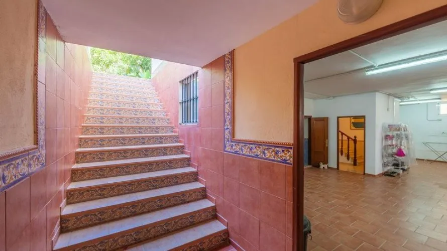 Villa de 4 dormitorios en Las Lagunas, Spain No. 30761 № 8