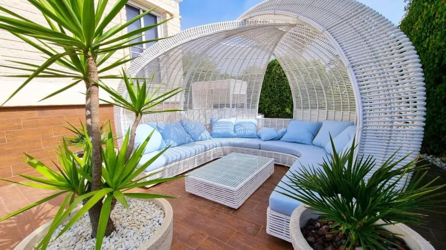 Villa de 239m² en Torrevieja, Spain No. 31265