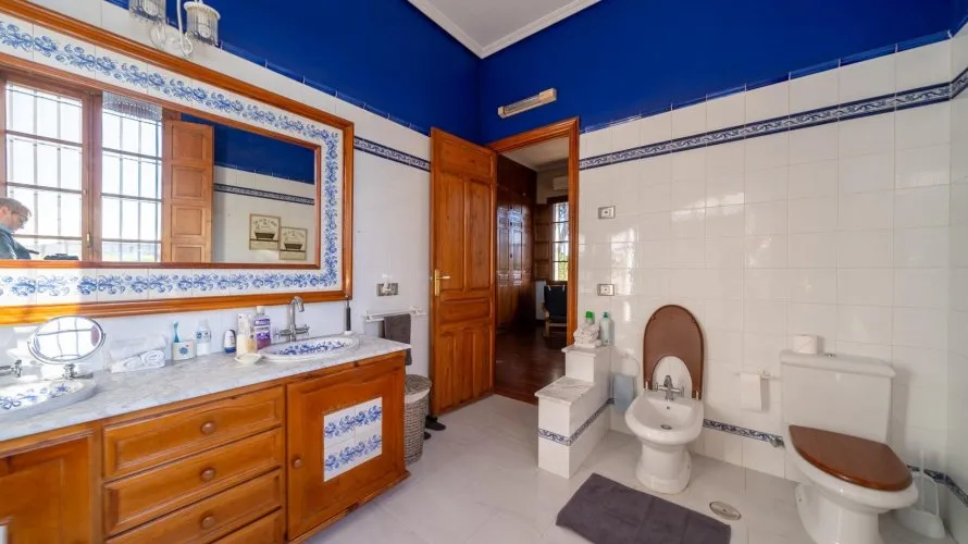 Сasa de 7 dormitorios en Mutxamel, Spain No. 30700 № 23