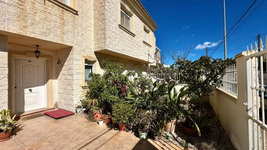 Сasa de 4 dormitorios en L'Alfàs del Pi, Spain No. 31007 № 8