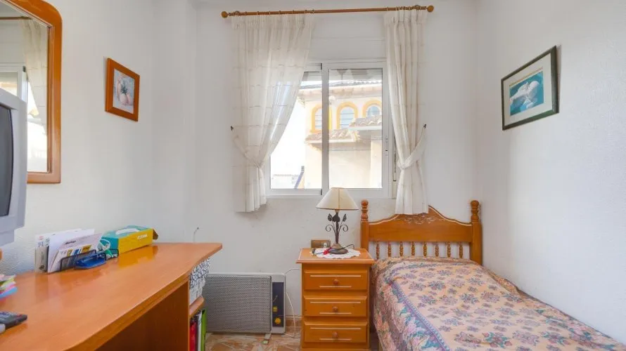 Villa de 3 dormitorios en Playa Flamenca II, Spain No. 31226 № 12