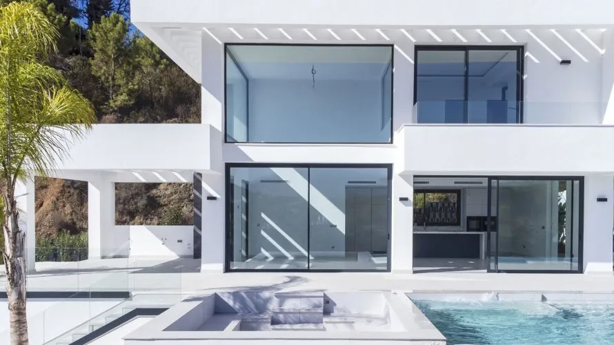 Villa de 5 dormitorios en Benahavís, Spain No. 30584 № 24