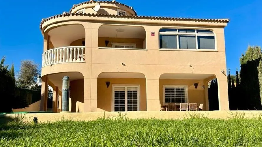 Villa de 4 dormitorios en Torrevieja, Spain No. 30690 № 19