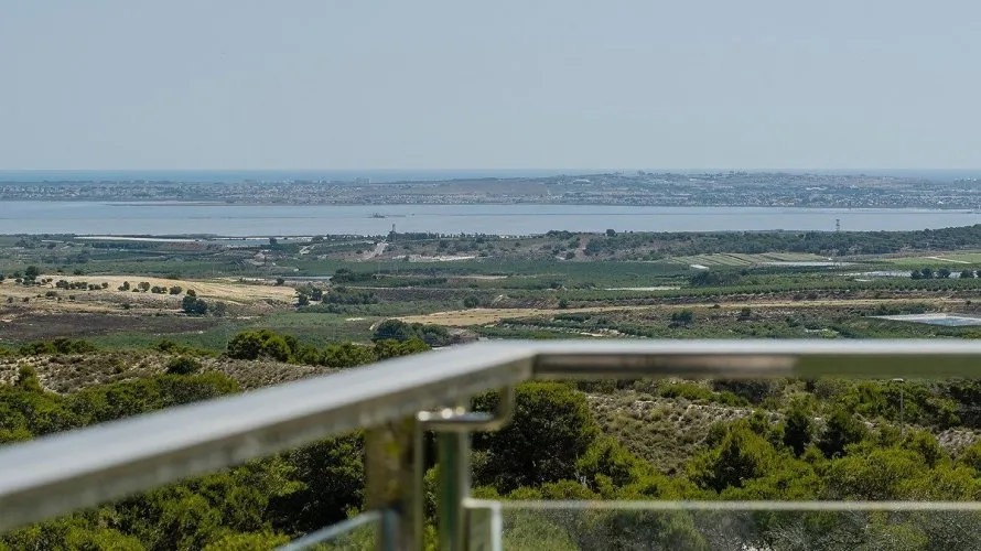 Bungalow de 3 dormitorios en San Miguel de Salinas, Spain No. 30839 № 21