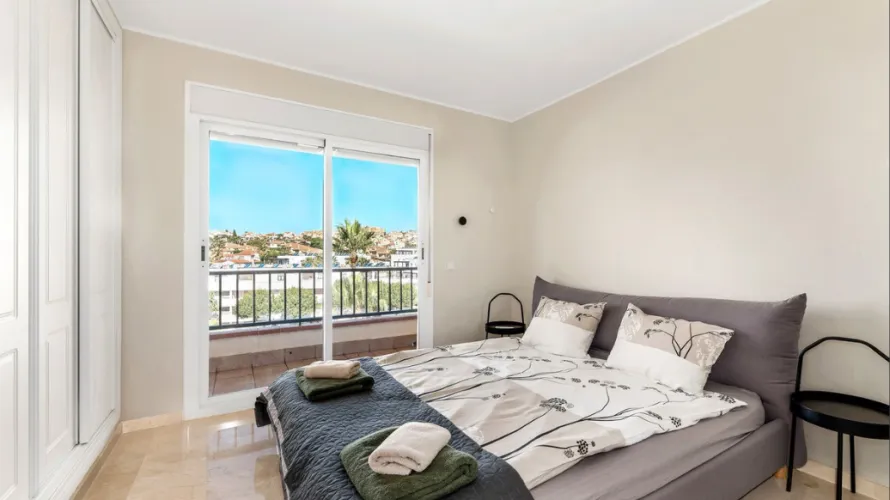 Villa de 5 dormitorios en Mijas Costa, Spain No. 31075 № 9