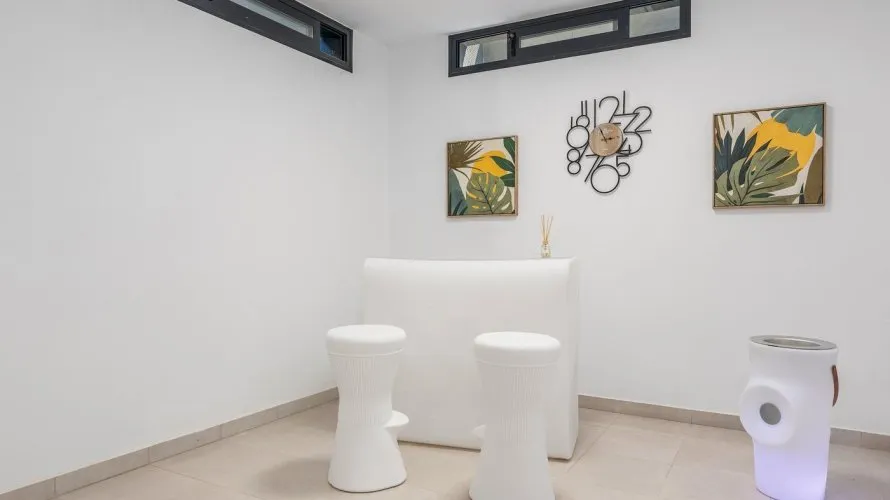 Villa de 3 dormitorios en Playa Honda, Spain No. 30671 № 4