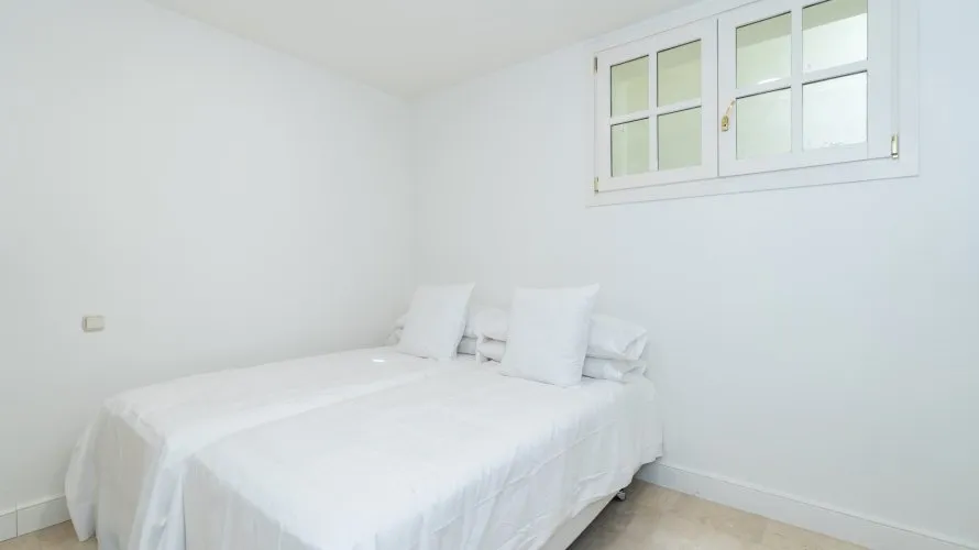 Сasa de 5 dormitorios en Marbella, Spain No. 30540 № 19