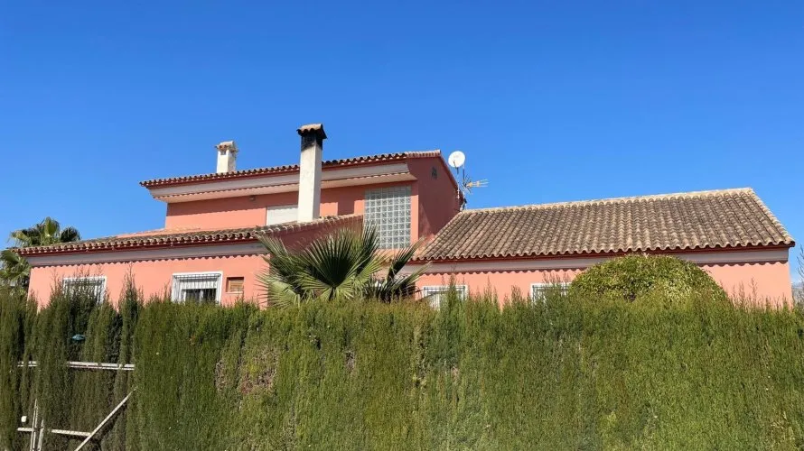 Villa de 4 dormitorios en Villajoyosa, Spain No. 30873