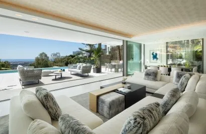 Сasa de 5 dormitorios en La Quinta, Spain No. 30638