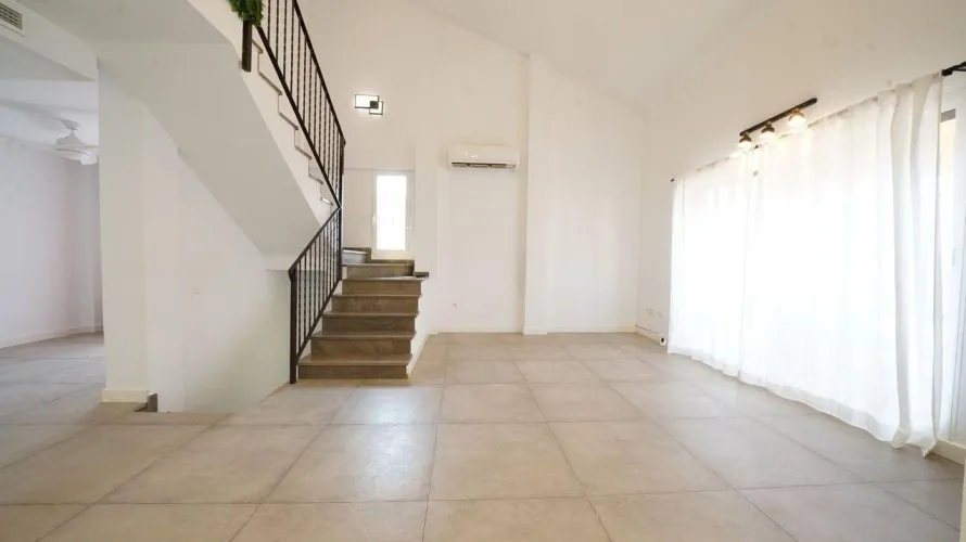 Сasa de 6 dormitorios en Mutxamel, Spain No. 31230 № 4