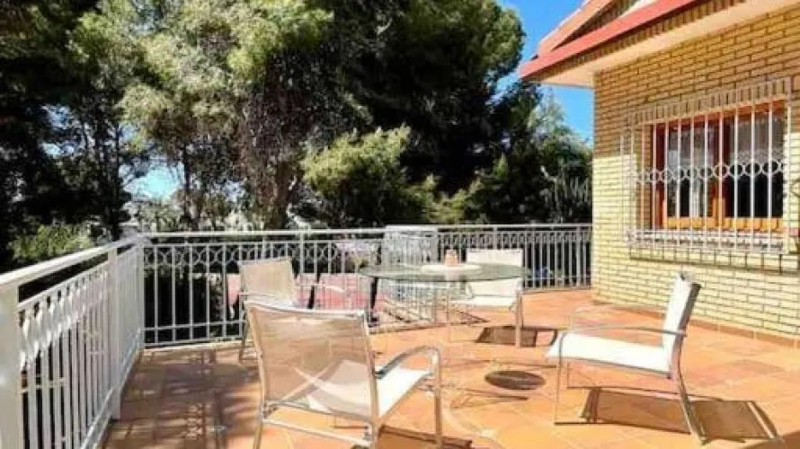 Villa de 4 dormitorios en Campoamor, Spain No. 30979 № 8