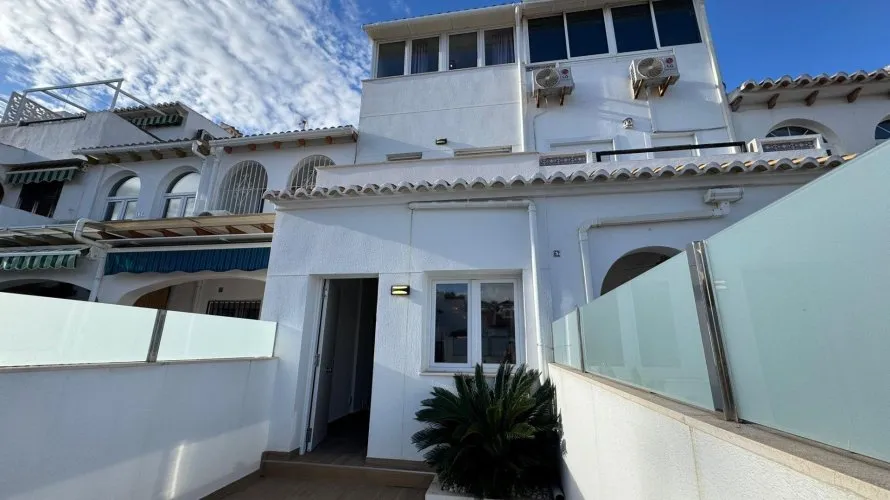 Bungalow de 3 dormitorios en La Mata, Spain No. 31253 № 17