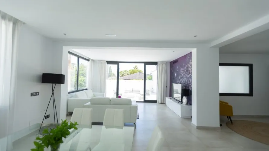 Villa de 4 dormitorios en Marbella, Spain No. 30581 № 10